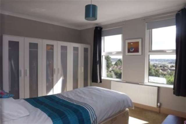  Image of 2 bedroom Detached house to rent in Cromer Road Strood Rochester ME2 at Rochester, ME2 3AL