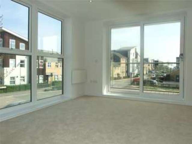  Image of 2 bedroom Apartment to rent in Rushley Way Reading RG2 at Kennet Island Reading Whitley, RG2 0GN