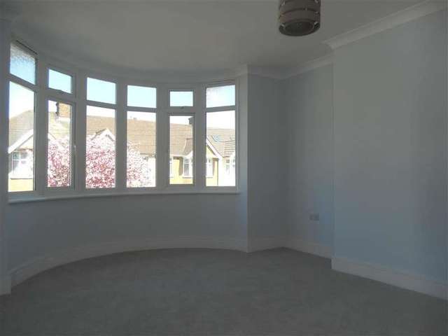  Image of 4 bedroom Terraced house for sale in Dawlish Drive Ilford IG3 at Ilford Ilford Ilford, IG3 9ED