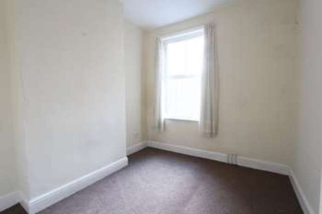  Image of 3 bedroom Terraced house for sale in De Grey Street Hull HU5 at De Grey Street  Hull, HU5 2SA