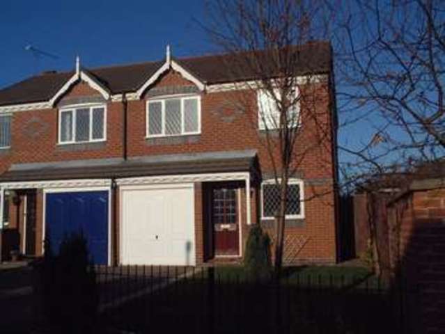  Image of 3 bedroom Semi-Detached house to rent in Debdale Avenue Lyppard Woodgreen Worcester WR4 at Debdale Avenue Lyppard Woodgreen Worcester, WR4 0RP