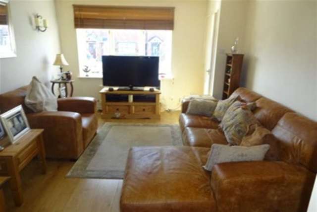  Image of 2 bedroom Detached house to rent in Delamere Drive Walsall WS5 at Walsall, WS5 4TB