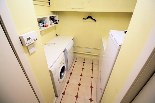  Image of 4 bedroom Town House to rent in Devanha Terrace Aberdeen AB11 at Ferryhill Aberdeen Aberdeen, AB11 7TW