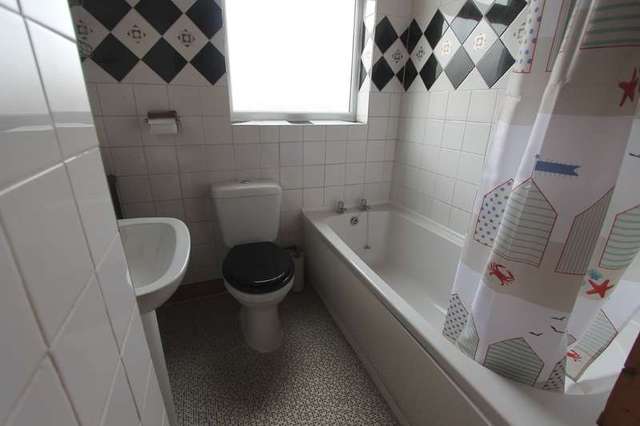  Image of 3 bedroom Terraced house to rent in Doncaster Road Wath-upon-Dearne Rotherham S63 at Wath upon Dearne Rotherham Wath upon Dearne, S63 7DR