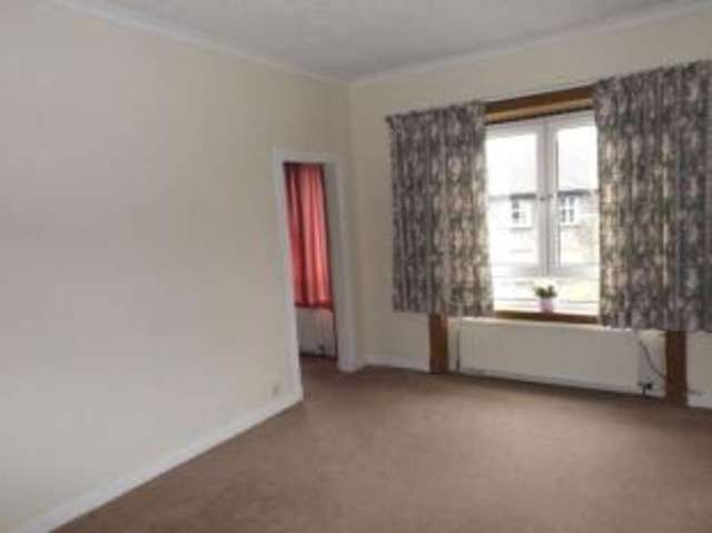  Image of 3 bedroom Flat for sale in Dorchester Avenue Kelvindale Glasgow G12 at Kelvindale Glasgow Glasgow, G12 0EA