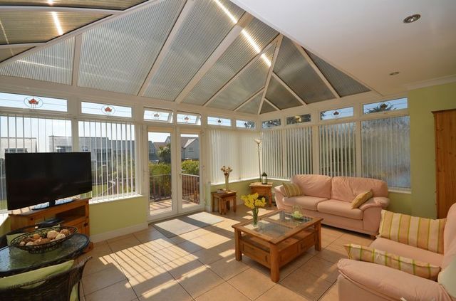  Image of 2 bedroom Bungalow for sale in Douglas Avenue Brixham TQ5 at Douglas Avenue  Brixham, TQ5 9EL