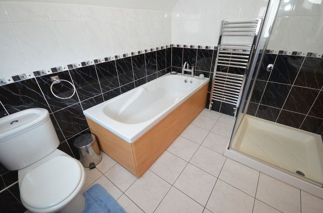  Image of 2 bedroom Bungalow for sale in Douglas Avenue Brixham TQ5 at Douglas Avenue  Brixham, TQ5 9EL