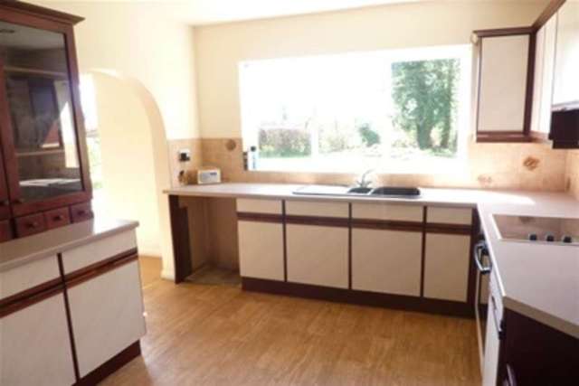 Image of 4 bedroom Detached house to rent in Marston Bank Rocester Uttoxeter ST14 at Uttoxeter, ST14 5BP