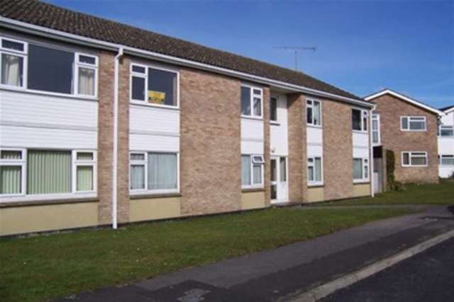  Image of 1 bedroom Flat to rent in Downlands Road Devizes SN10 at Devizes, SN10 5EA