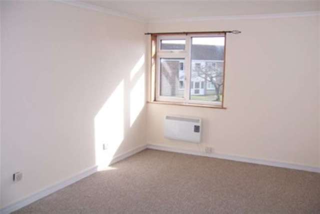  Image of 1 bedroom Flat to rent in Downlands Road Devizes SN10 at Devizes, SN10 5EA
