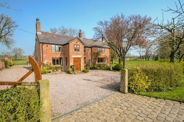  Image of 4 bedroom Detached house for sale in Drumacre Lane East Longton Preston PR4 at Drumacre Lane East Longton Walmer Bridge, PR4 4SD