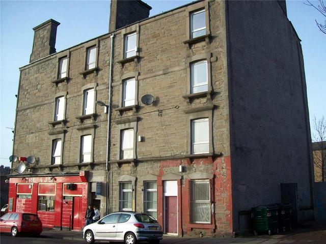  Image of 2 bedroom Flat to rent in Dundonald Street Dundee DD3 at Coldside Dundee Dundee, DD3 7PW