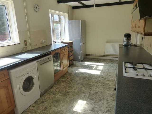  Image of 3 bedroom Semi-Detached house for sale in Dunley Drive New Addington Croydon CR0 at New Addington Croydon New Addington, CR0 0RZ