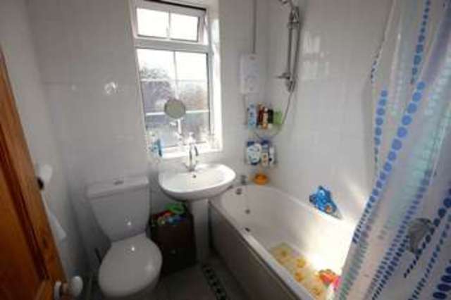  Image of 2 bedroom Terraced house for sale in Dunstable Road Caddington Luton LU1 at Dunstable Road Caddington Luton, LU1 4AN