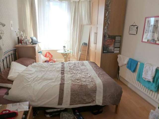  Image of 4 bedroom Terraced house for sale in Durham Avenue Plymouth PL4 at St Judes Plymouth Devon, PL4 8SP