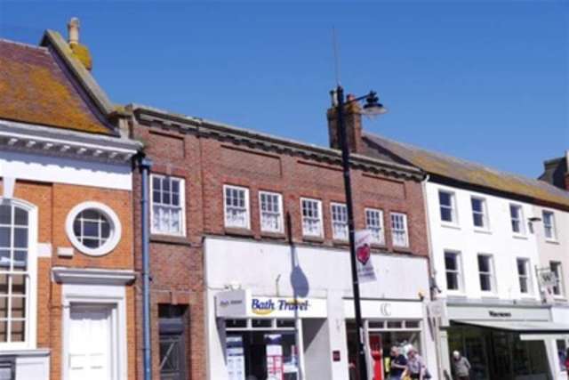  Image of 4 bedroom Flat to rent in East Street Bridport DT6 at Bridport, DT6 3JX