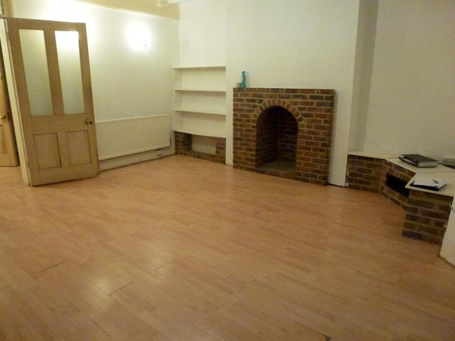  Image of 1 bedroom Flat to rent in Eaton Road Hove BN3 at Hove, BN3 3PJ