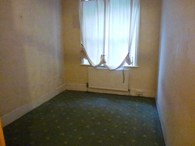  Image of 1 bedroom Flat to rent in Eaton Road Hove BN3 at Hove, BN3 3PJ