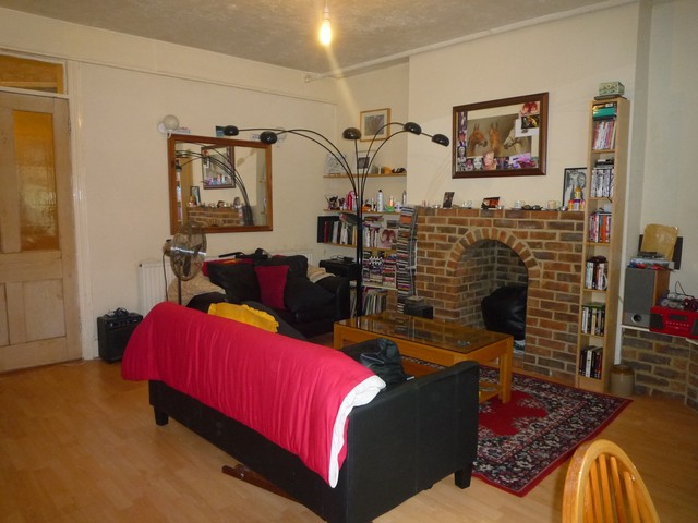  Image of 1 bedroom Flat to rent in Eaton Road Hove BN3 at Hove, BN3 3PJ