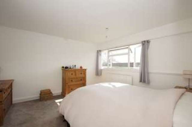  Image of 3 bedroom Terraced house for sale in Eckington Close Redditch B98 at Eckington Close  Redditch, B98 7SA