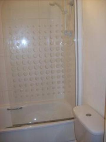  Image of 2 bedroom Flat to rent in Eden Street Dundee DD4 at Stobswell Dundee Dundee, DD4 6HN