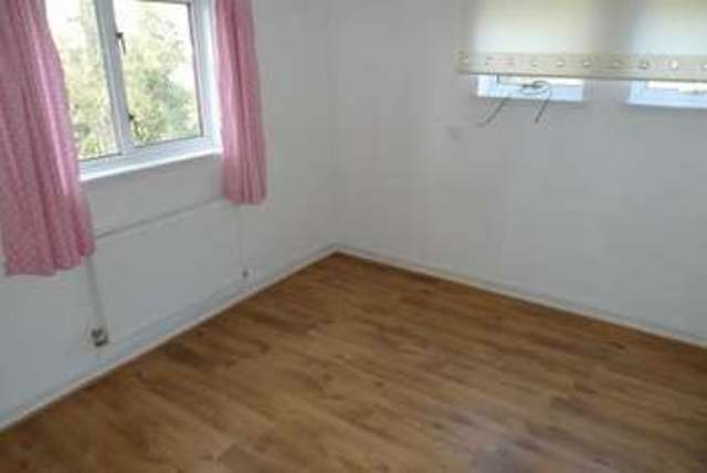  Image of 2 bedroom Flat to rent in Edlogan Way Croesyceiliog Cwmbran NP44 at Edlogan Way Croesyceiliog Cwmbran, NP44 2QB
