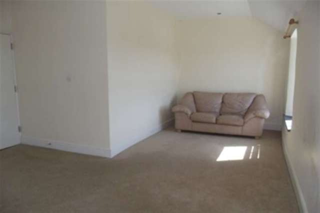  Image of 1 bedroom Flat to rent in Edmonton Wadebridge PL27 at Wadebridge, PL27 7JA