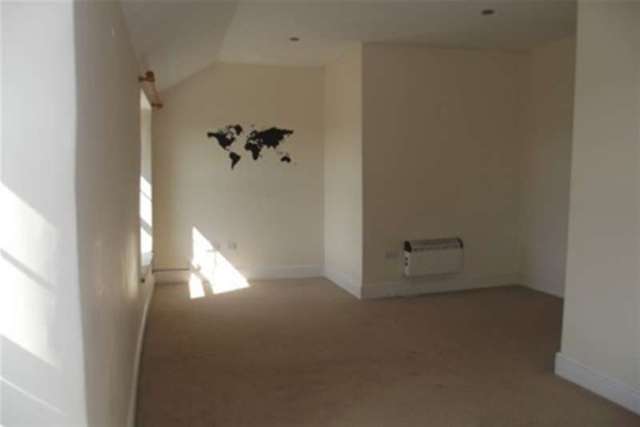  Image of 1 bedroom Flat to rent in Edmonton Wadebridge PL27 at Wadebridge, PL27 7JA