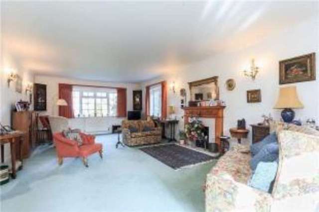  Image of 4 bedroom Detached house for sale in Lower Farm Road Effingham Leatherhead KT24 at Effingham Leatherhead Effingham, KT24 5JL