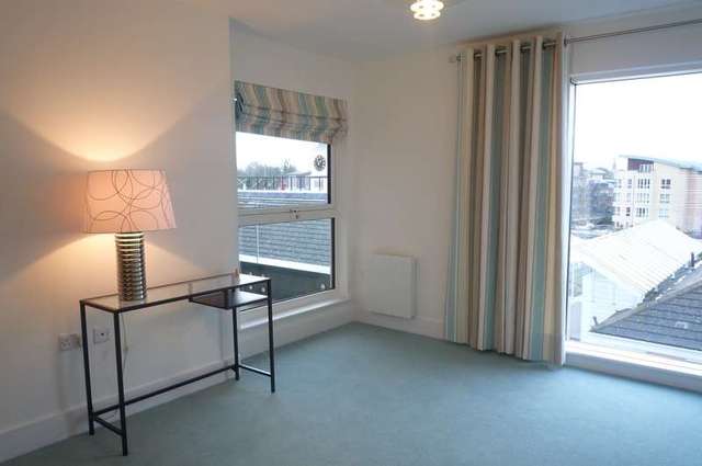  Image of 1 bedroom Flat to rent in Water Lane Kingston upon Thames KT1 at Elder House 4 Water Lane Kingston Upon Thames, KT1 1AE