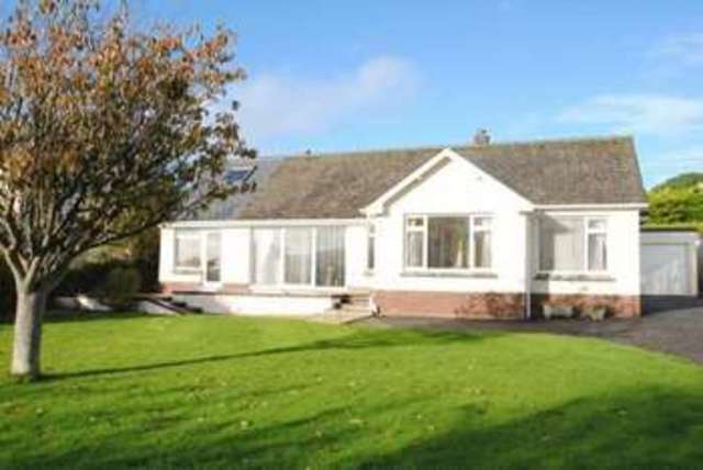  Image of 4 bedroom Detached house for sale in Elizabeth Close Kings Worthy Winchester SO23 at Elizabeth Close Kings Worthy Winchester, SO23 7PE