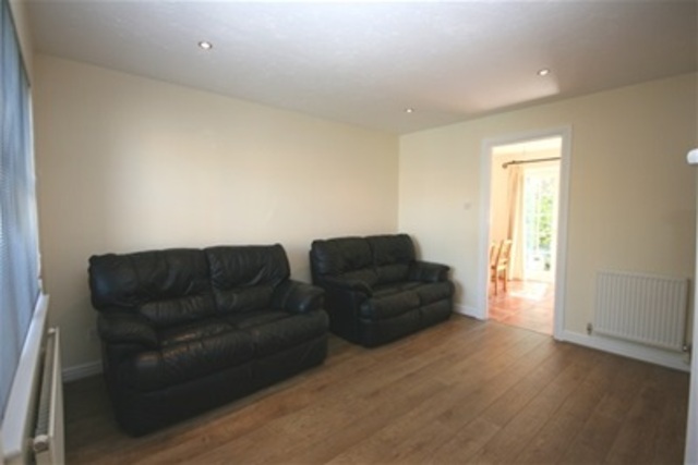  Image of 2 bedroom Detached house to rent in Ellerton Close Theale Reading RG7 at Theale, RG7 5QN