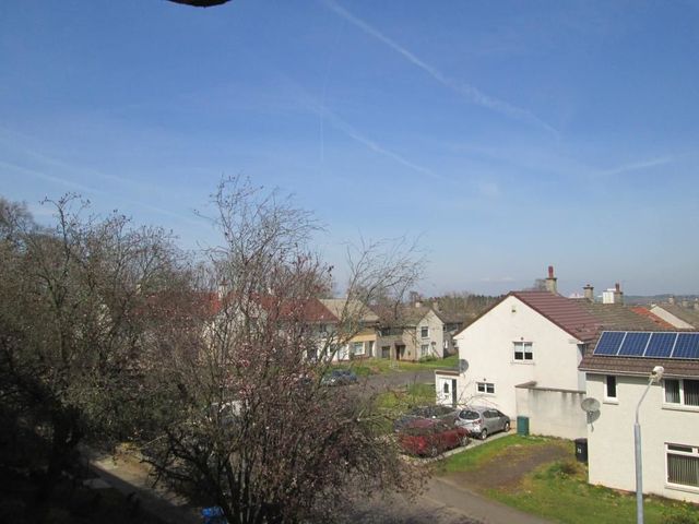  Image of 2 bedroom Flat to rent in Elphinstone Crescent East Kilbride Glasgow G75 at East Kilbride South Lanarkshire South Lanarkshire, G75 0PW