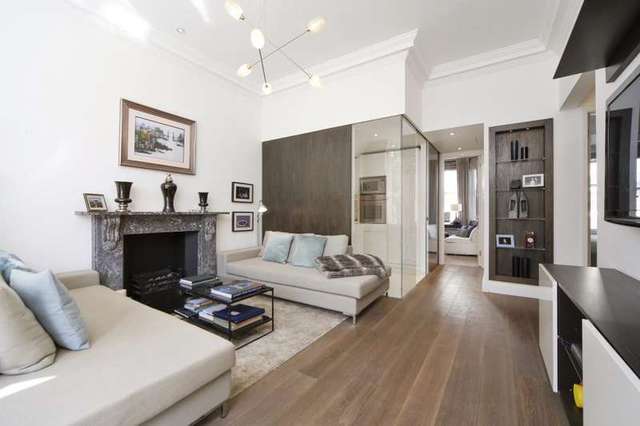  Image of 2 bedroom Flat for sale in Elsham Road London W14 at Elsham Road  London, W14 8HB