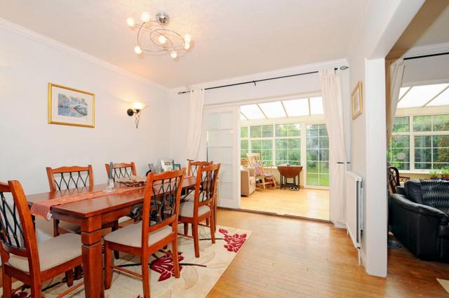  Image of 4 bedroom Detached house to rent in Ember Lane East Molesey KT8 at East Molesey Surrey Surrey, KT8 0BS