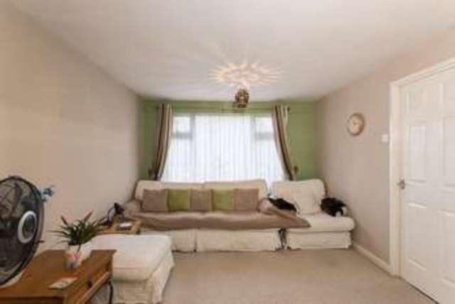  Image of 2 bedroom Flat for sale in Felmer Drive Kings Worthy Winchester SO23 at Felmer Drive Kings Worthy Winchester, SO23 7PY
