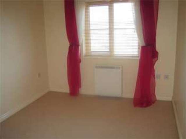  Image of 2 bedroom Flat to rent in Ferguson Drive Tipton DY4 at Ferguson Drive  Tipton, DY4 7NS