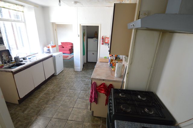  Image of 1 bedroom House Share to rent in John Street Treforest Pontypridd CF37 at Treforest  Glyntaff, CF37 1SW