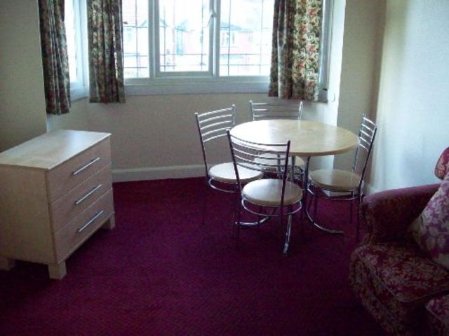  Image of 1 bedroom House Share to rent in Gibbins Road Selly Oak Birmingham B29 at B29 6NH  201 Gibbins Rd, B29 6NH