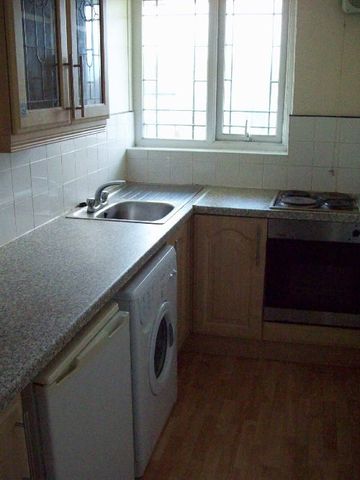  Image of 1 bedroom House Share to rent in Gibbins Road Selly Oak Birmingham B29 at B29 6NH  201 Gibbins Rd, B29 6NH