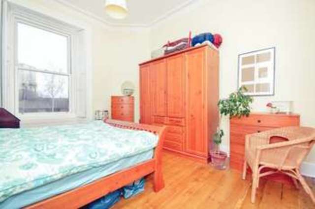  Image of 3 bedroom Flat for sale in Madeira Street Edinburgh EH6 at Madeira Street Leith Edinburgh, EH6 4AL