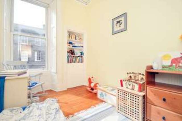  Image of 3 bedroom Flat for sale in Madeira Street Edinburgh EH6 at Madeira Street Leith Edinburgh, EH6 4AL