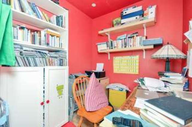  Image of 3 bedroom Flat for sale in Madeira Street Edinburgh EH6 at Madeira Street Leith Edinburgh, EH6 4AL