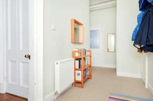  Image of 3 bedroom Flat for sale in Madeira Street Edinburgh EH6 at Madeira Street Leith Edinburgh, EH6 4AL