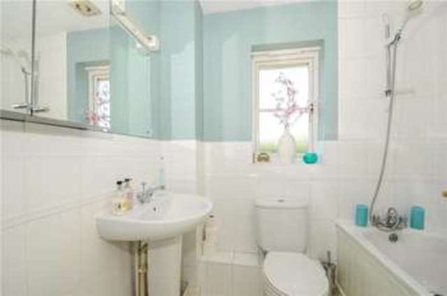  Image of 3 bedroom Detached house for sale in Florence Way Knaphill Woking GU21 at Knaphill Woking Knaphill, GU21 2FE