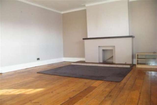  Image of 3 bedroom Maisonette to rent in Footscray Road London SE9 at London, SE9 3UL
