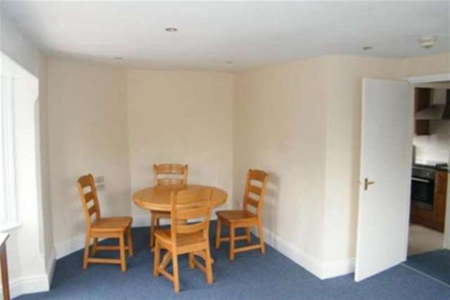  Image of 2 bedroom Flat to rent in Forest Road East Nottingham NG1 at Nottingham, NG1 4HJ