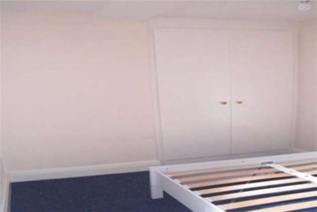  Image of 2 bedroom Flat to rent in Forest Road East Nottingham NG1 at Nottingham, NG1 4HJ