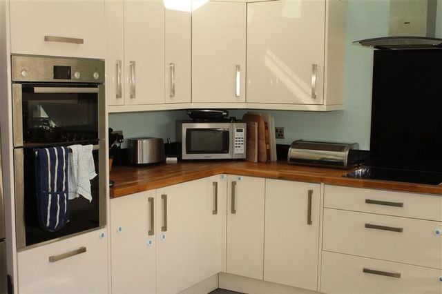  Image of 2 bedroom Semi-Detached house for sale in Forest Hall Road Forest Hall Newcastle upon Tyne NE12 at Forest Hall Road  Newcastle Upon Tyne, NE12 7BA