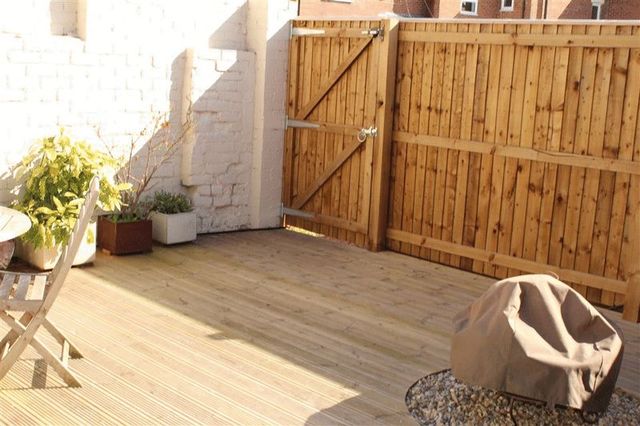  Image of 2 bedroom Semi-Detached house for sale in Forest Hall Road Forest Hall Newcastle upon Tyne NE12 at Forest Hall Road  Newcastle Upon Tyne, NE12 7BA